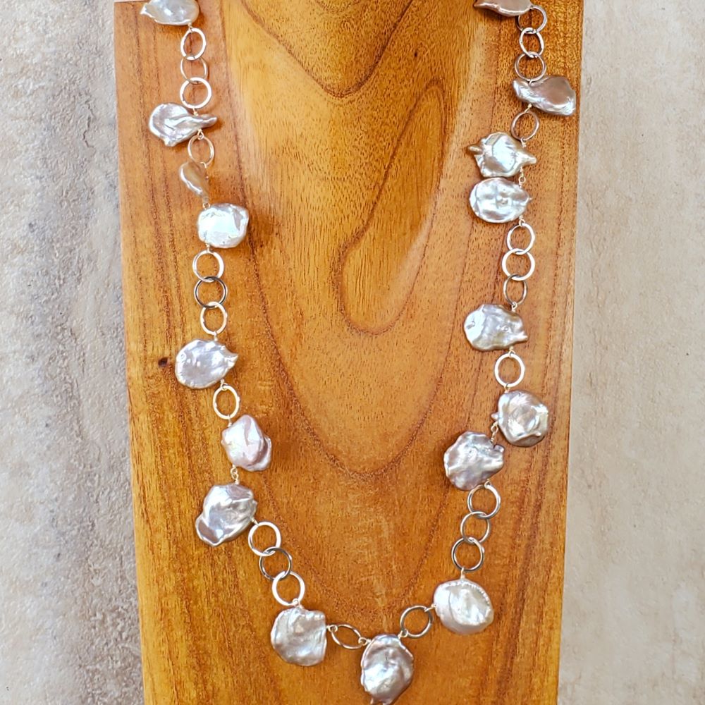 Keshi Pearl Necklace with Alternative Diamonds